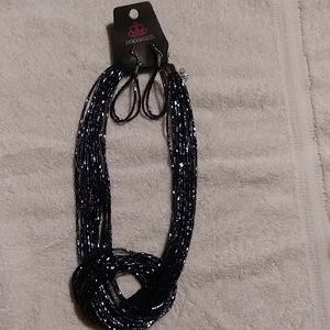 Paparazzi Necklace & Earrings